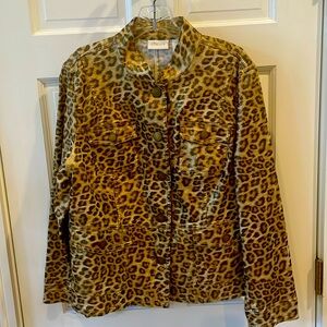 Chico’s Size 2 (12/14) NWOT Mock Neck Animal Print Long Sleeve Jacket.